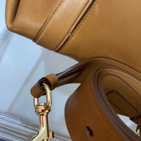 Salvatore Ferragamo shoulder/top handle purse - Picture 13 of 14